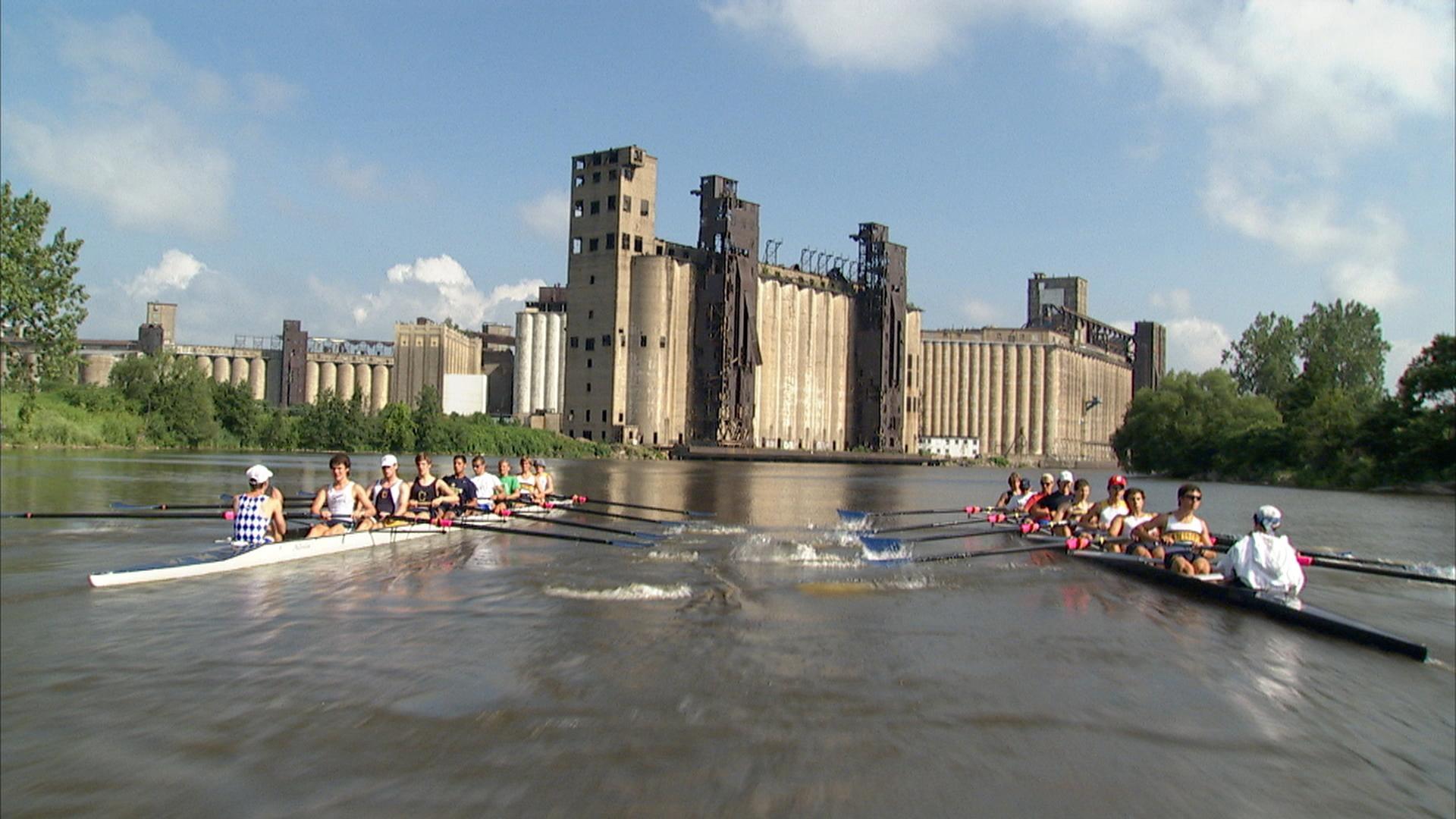 Rowing on the Buffalo River