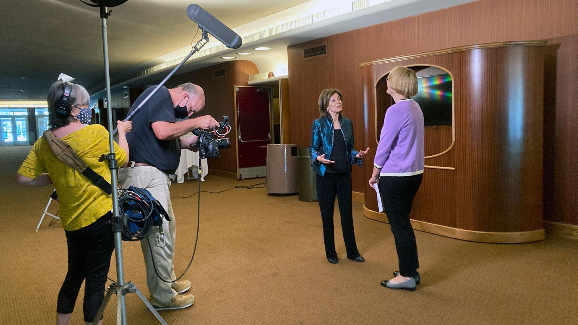 Denise Prince and JoAnn Falletta meet