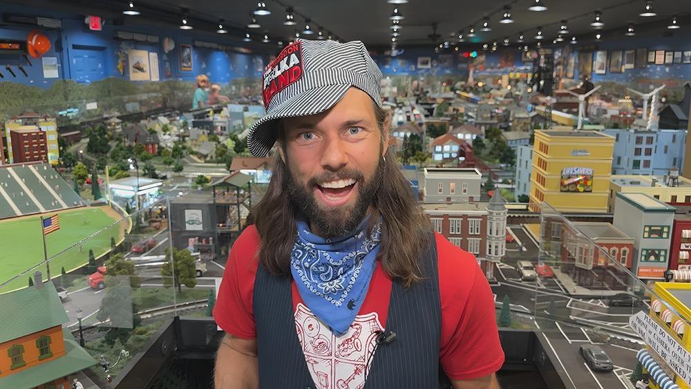Jake Kouwe — Episode 1: Polka Train
