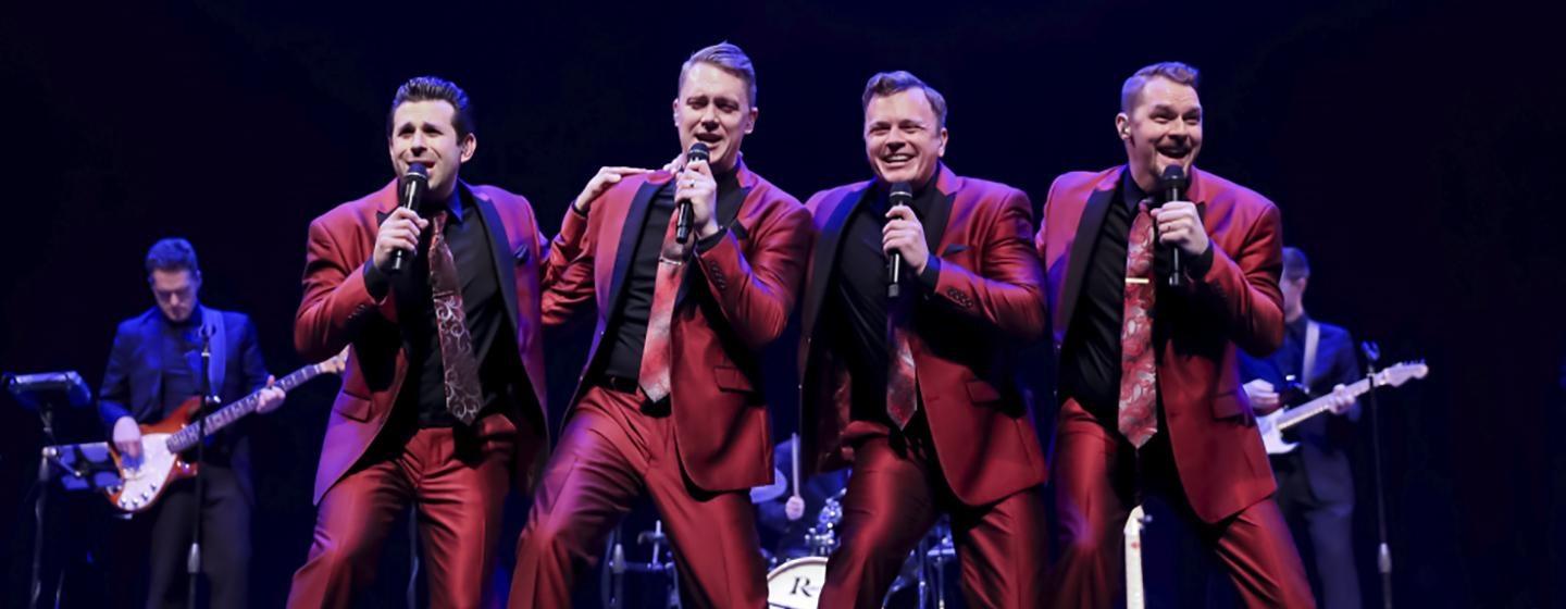 Under the Streetlamp