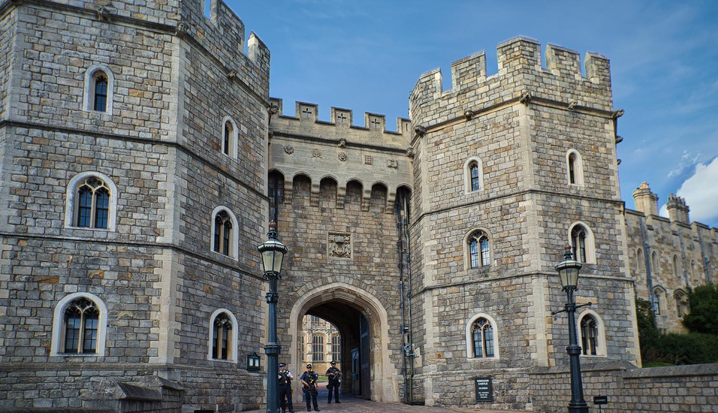 Secrets of the Royal Palaces