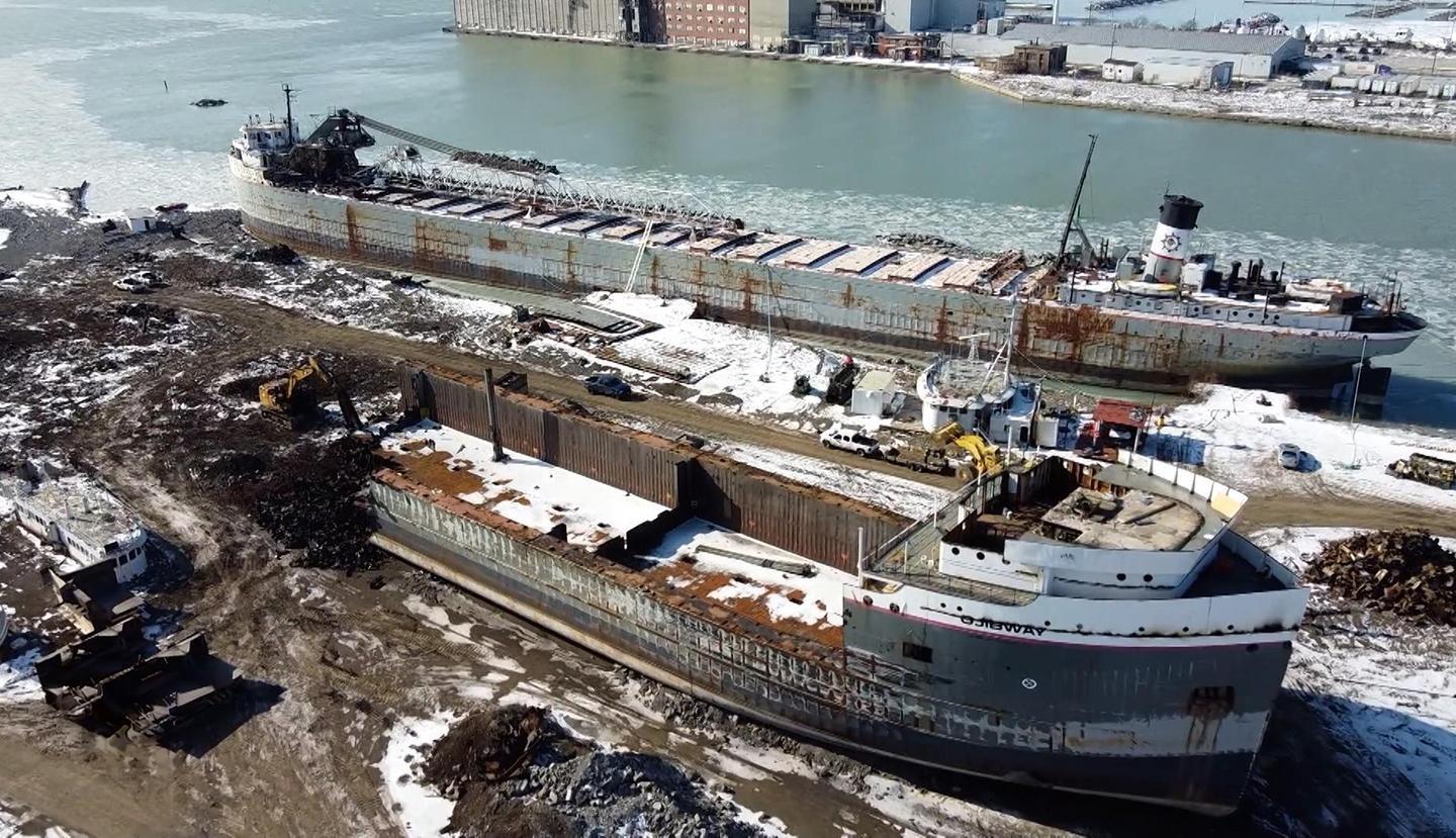 Great Lakes Now, Freighters on the Move