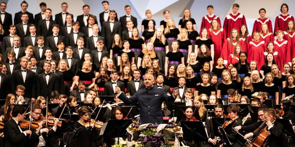 A St. Thomas Christmas: Bloom Eternal