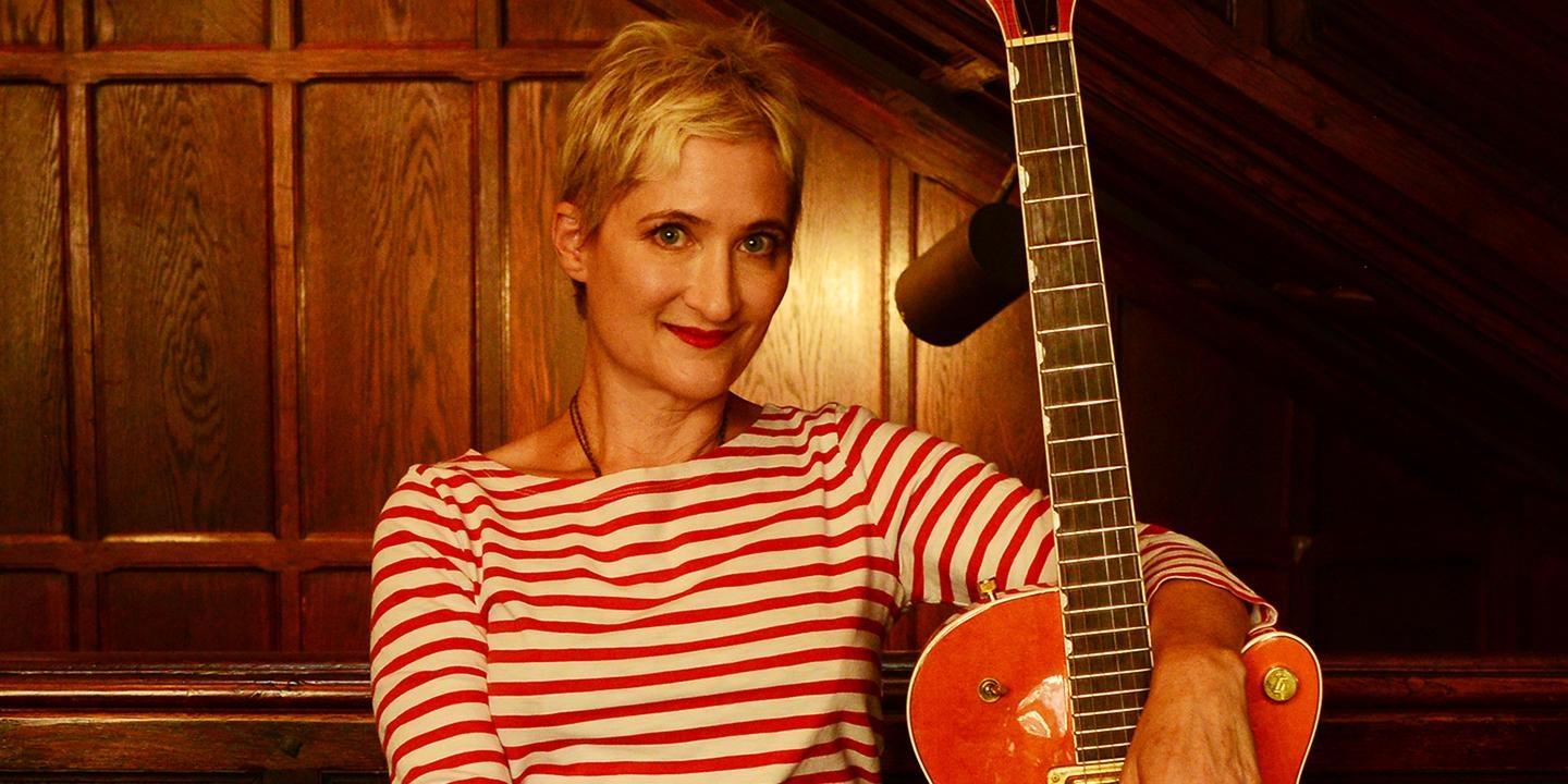 Jill Sobule (Photo credit Shervin Lainez)