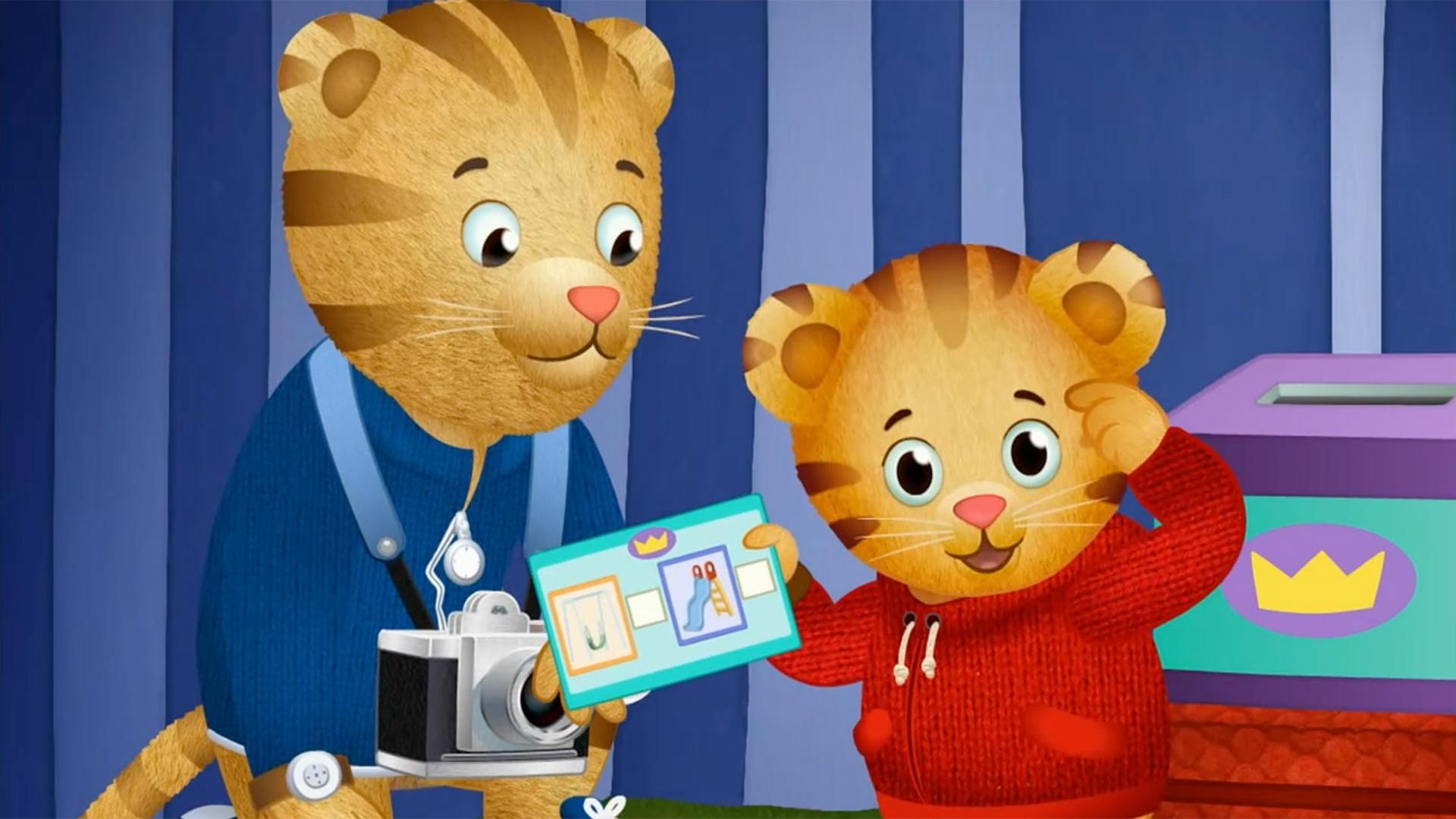 In the Neighborhood Voting Booth | Daniel Tiger’s Neighborhood