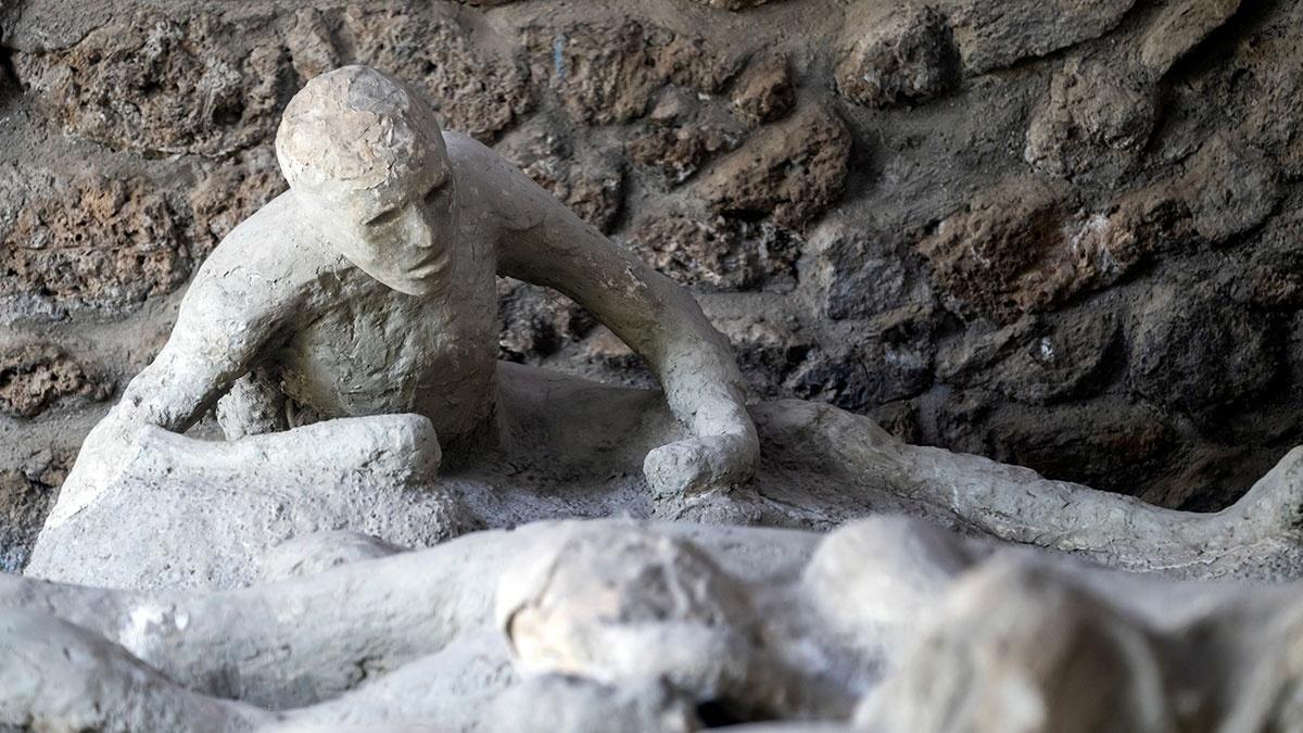 Archaeologists uncover new truths about Pompeii, a wealthy Roman playground with dark secrets.