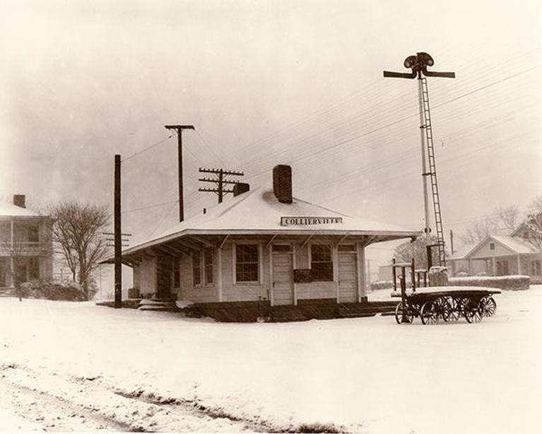 Tennessee Town Squares Collierville