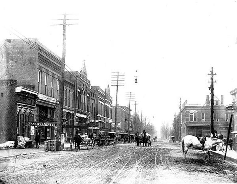Tennessee Town Squares Gallatin