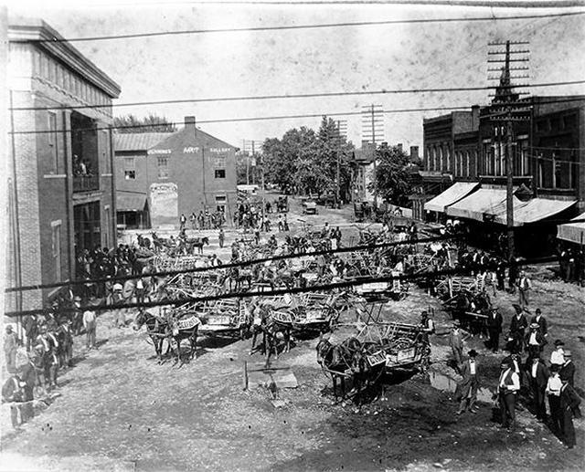 Tennessee Town Squares Gallatin