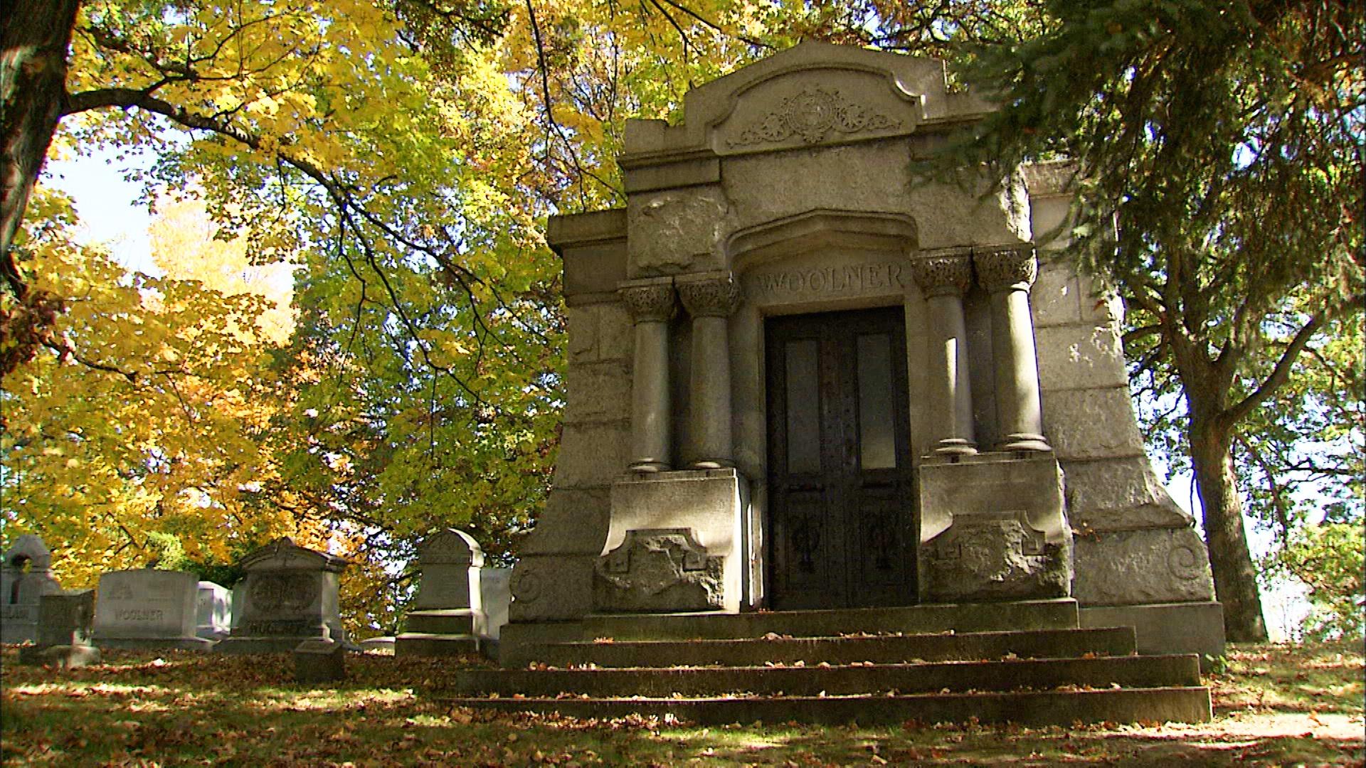 Crypt at Springdale Cemetery
