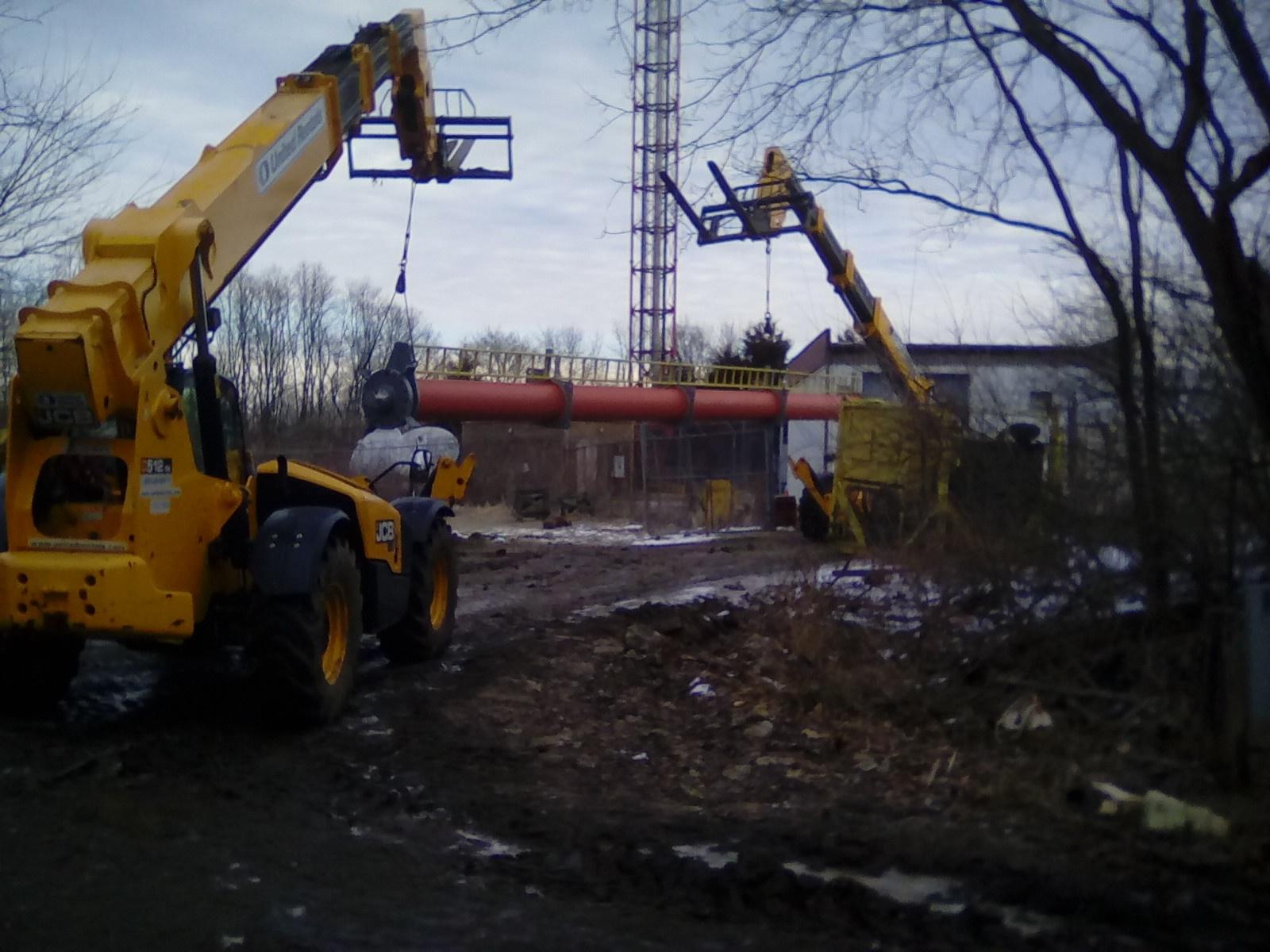Antenna being moved to the site