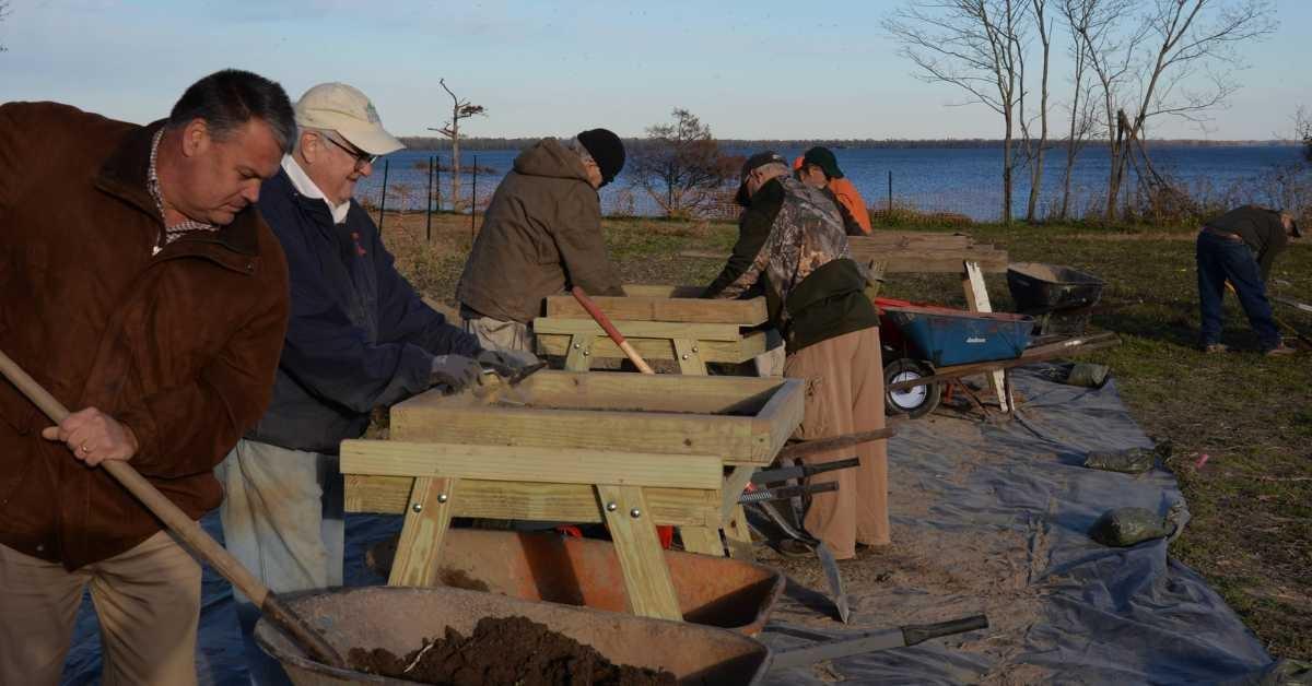 Lost colony dig