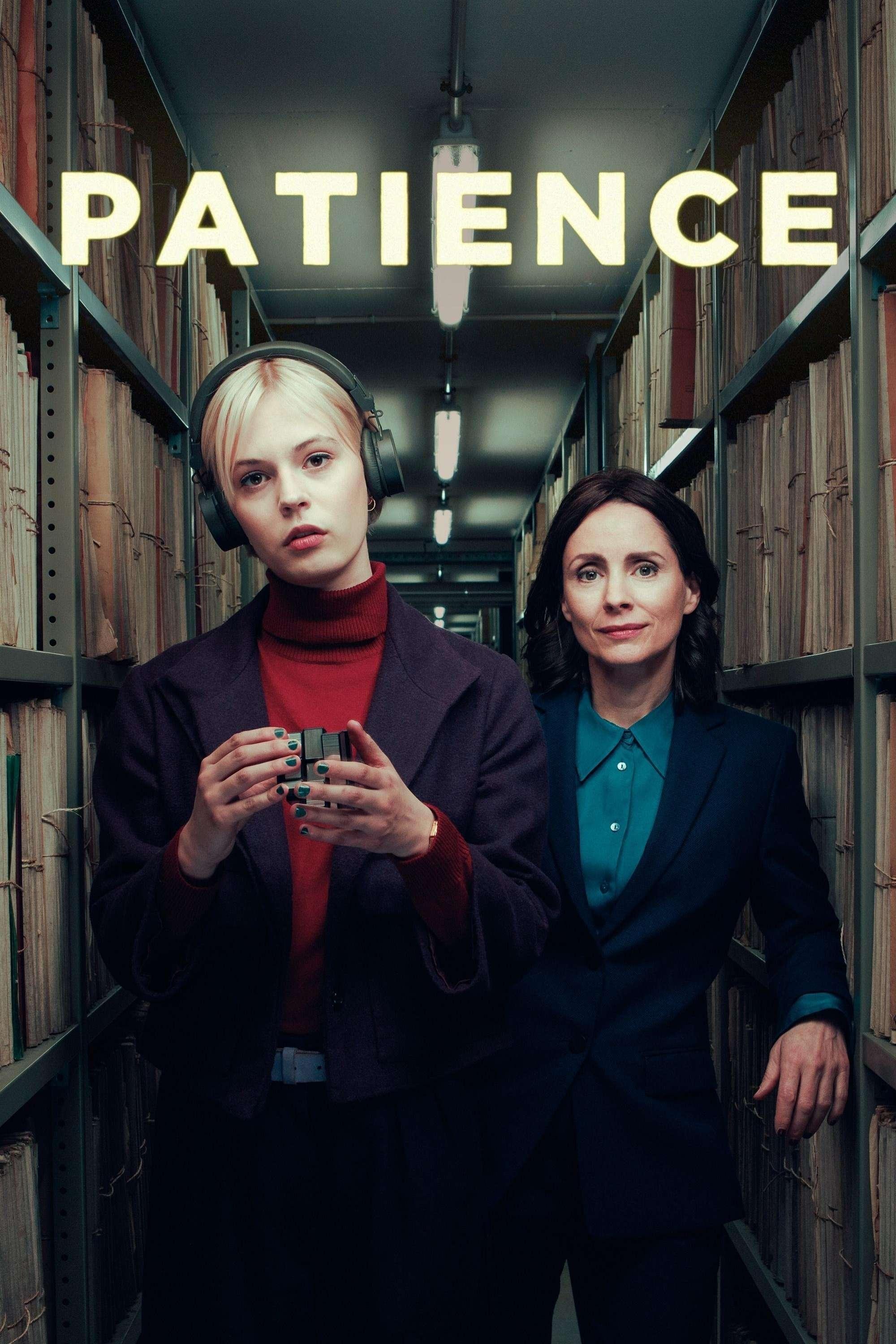 Bea Metcalf (Laura Fraser) and Patience Evans (Ella Maisy Purvis).