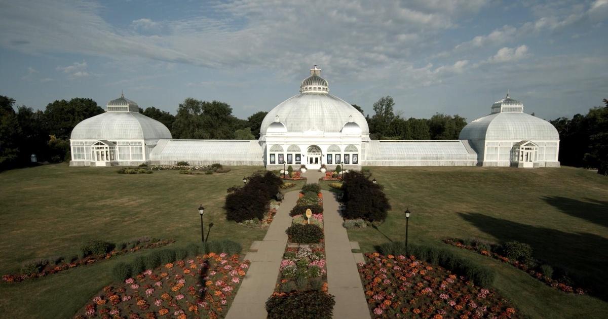 Oasis under glass: buffalo's botanical gardens