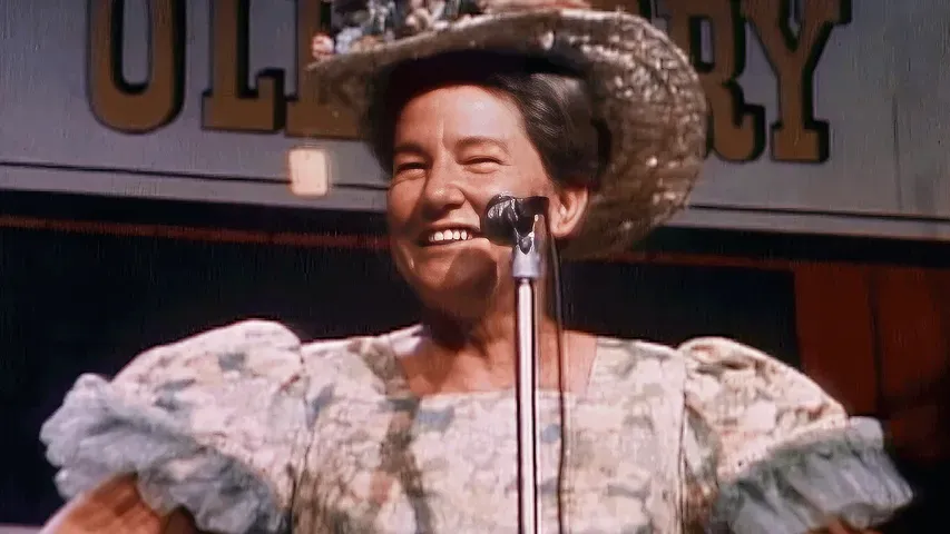 Facing the Laughter: Minnie Pearl