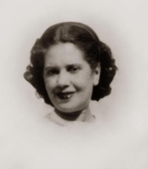 Portrait image of Artist Hilda Wilkinson Brown.