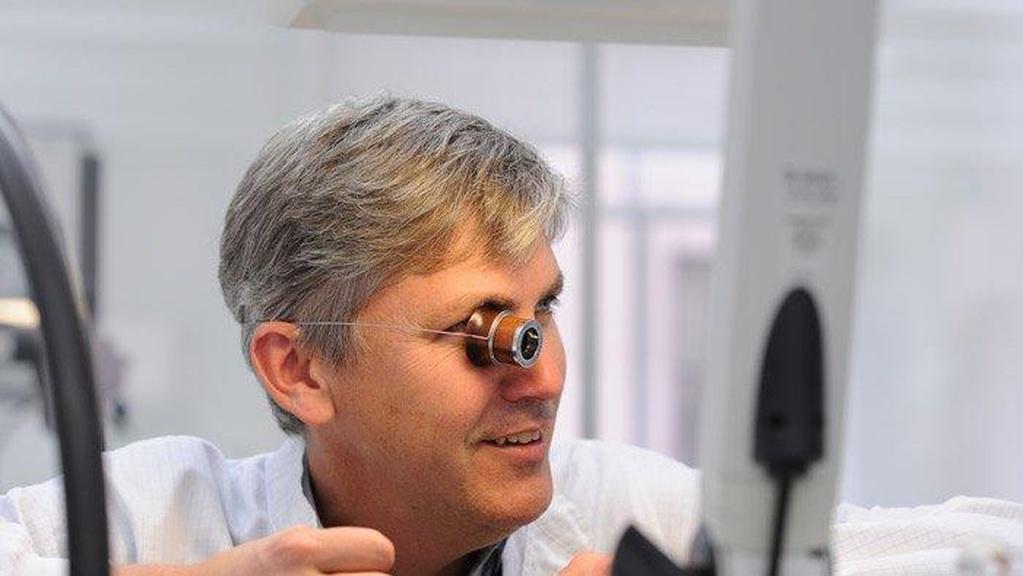 Steven visits watchmakers Patek Philip.