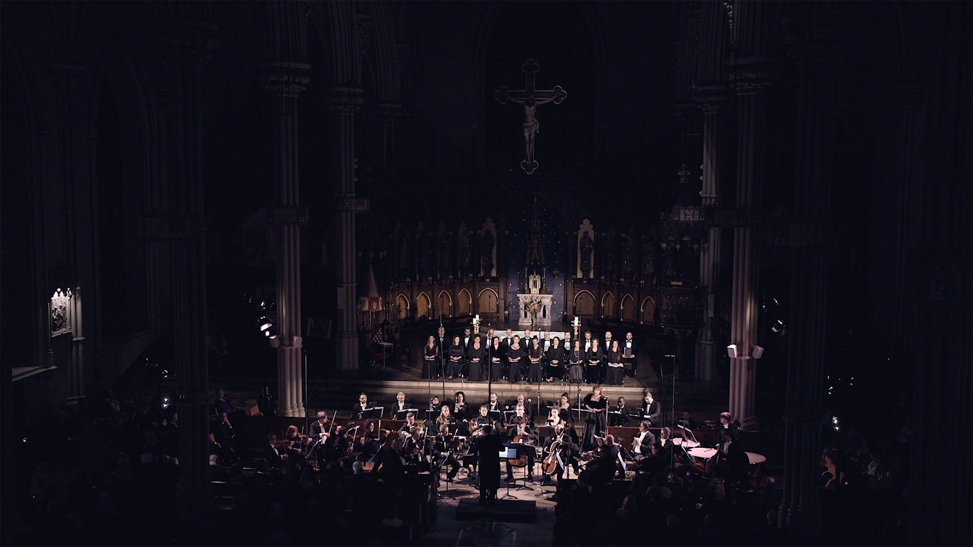 The orchestra and choir of Teatro Lirici di Cagliari perform during the Oratorio.