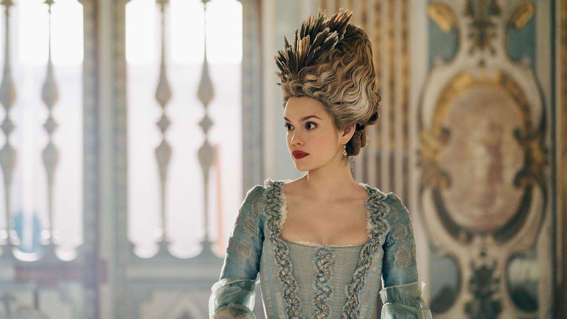 Marie Antoinette, played by actress Emilia Schüle