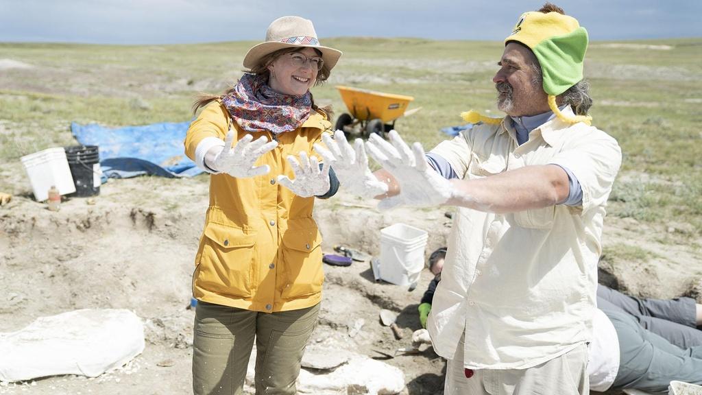 Prehistoric Road Trip host Emily Graslie and J.P. Cavigelli in Como Bluff, Wyoming.