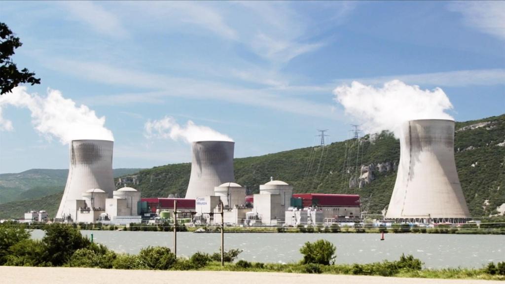 A nuclear power plant using water for cooling.