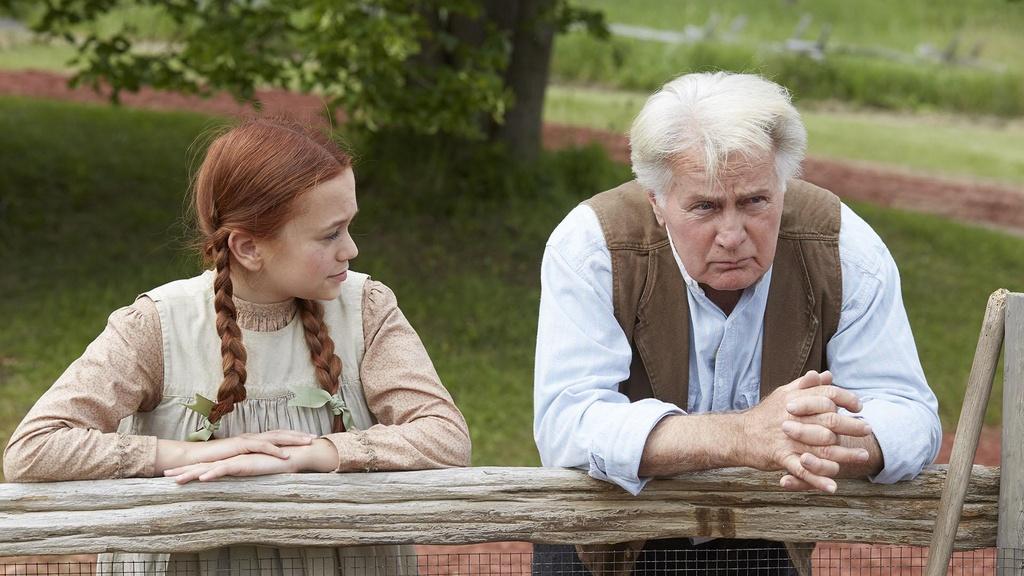 Ella Ballentine as Anne Shirley and Martin Sheen as Matthew Cuthbert.