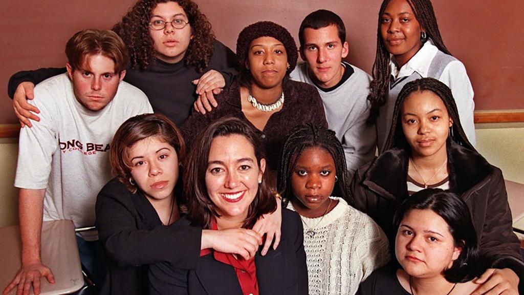 Still image of teacher Erin Gruwell and students