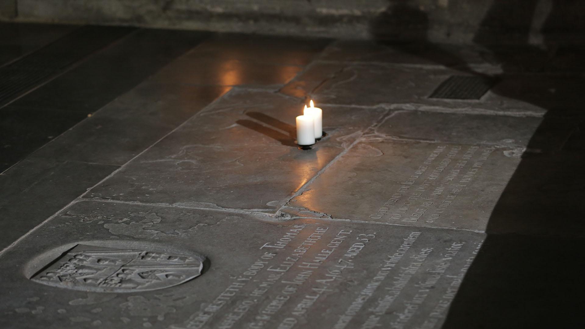 Shot of Thomas Nash’s grave in the foreground and Shakespeare’s grave behind.