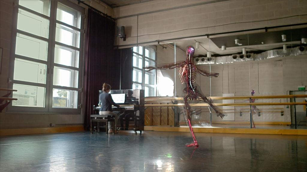 Ballet dancer, Kate Bryne.