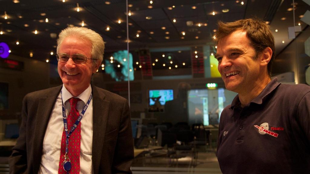 Andrea Accomazzo and Dr. Paolo Ferri at the European Space Operations Centre's Mission Control