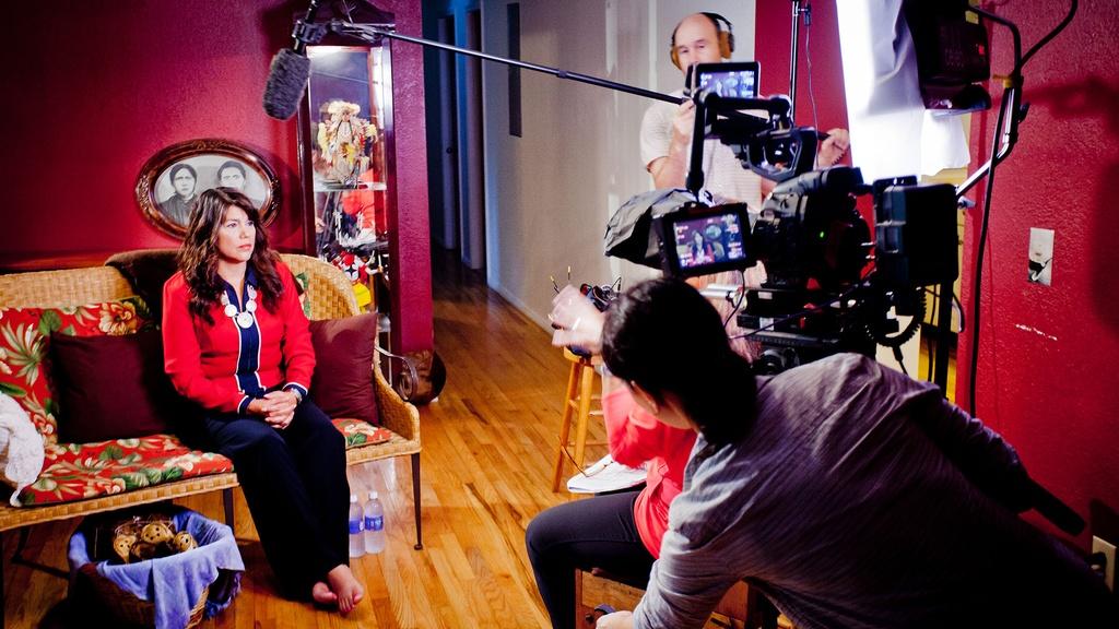 On location, the "Mankiller" documentary crew interviews Felicia Olaya, Wilma's daughter.