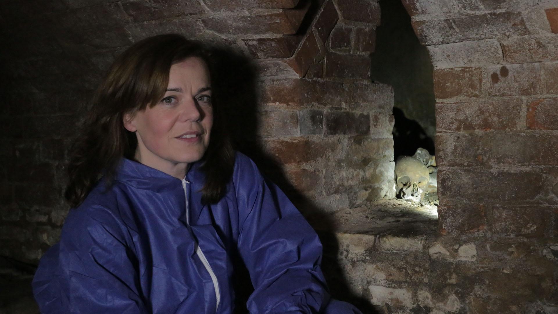 Host Helen Castor within a crypt in St. Leonards.