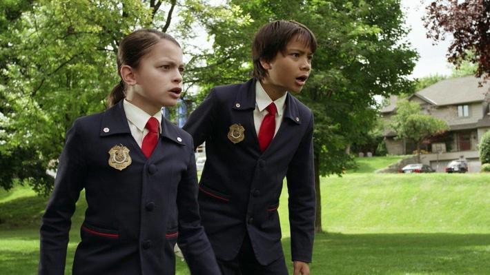 Odd Squad Saves the World