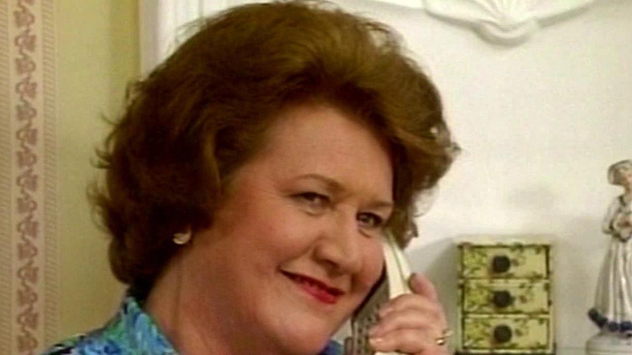 Keeping Up Appearances Hyacinth Tees Off