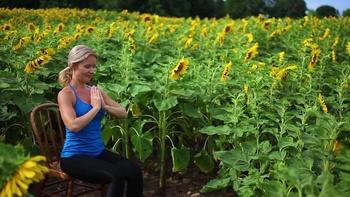 Happy Yoga With Sarah Starr