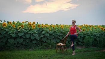 Happy Yoga With Sarah Starr