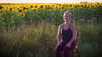 Happy Yoga With Sarah Starr