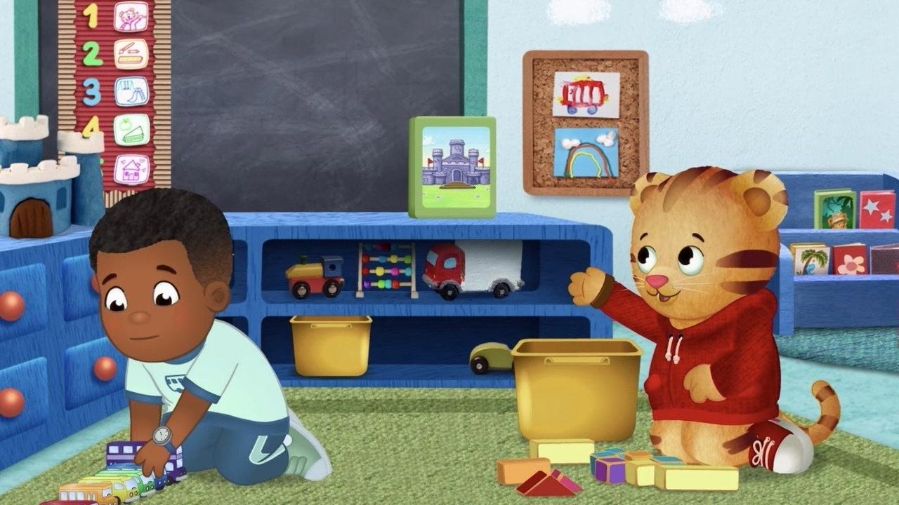 Daniel Tiger's Neighborhood Disappointed at the Pool; Disappointed at the  Farm