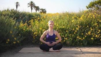 Happy Yoga With Sarah Starr