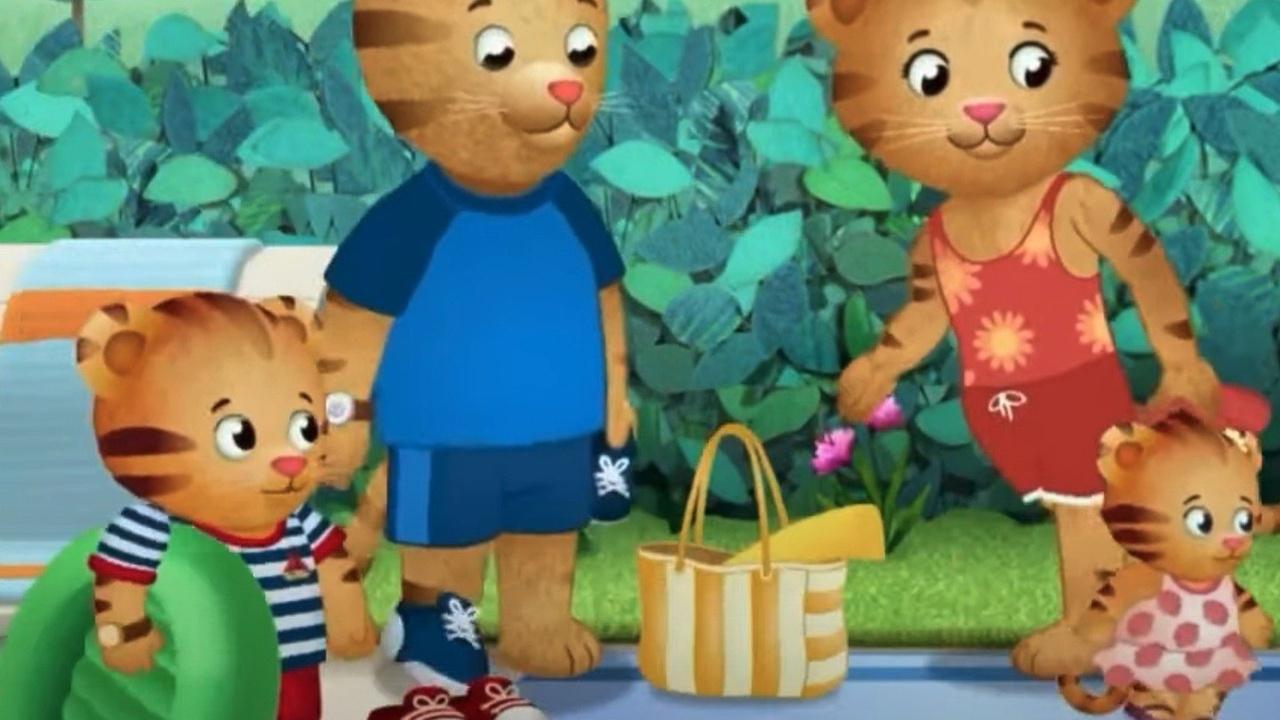 Daniel Tiger's Neighborhood: Disappointed at the Pool; Disappointed at the Farm