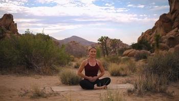 Happy Yoga With Sarah Starr