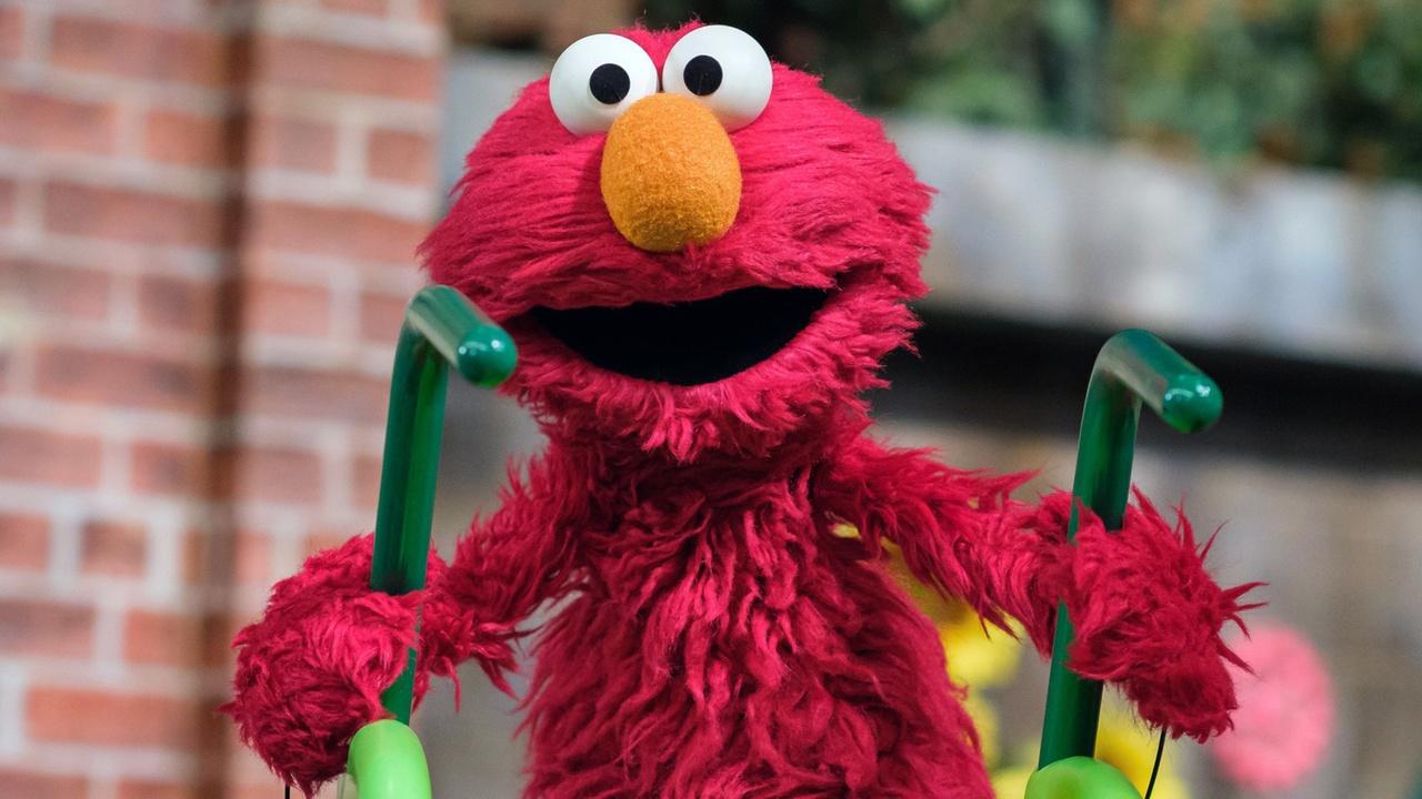 Sesame Street Elmo Goes Down the Big Slide Sesame Street Elmo Goes Down the Big Slide