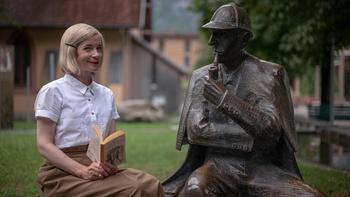 Lucy Worsley's Holmes vs. Doyle