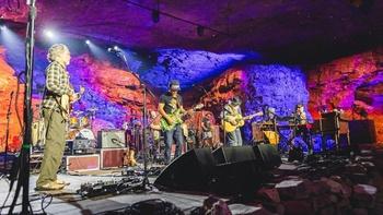 The Caverns Sessions