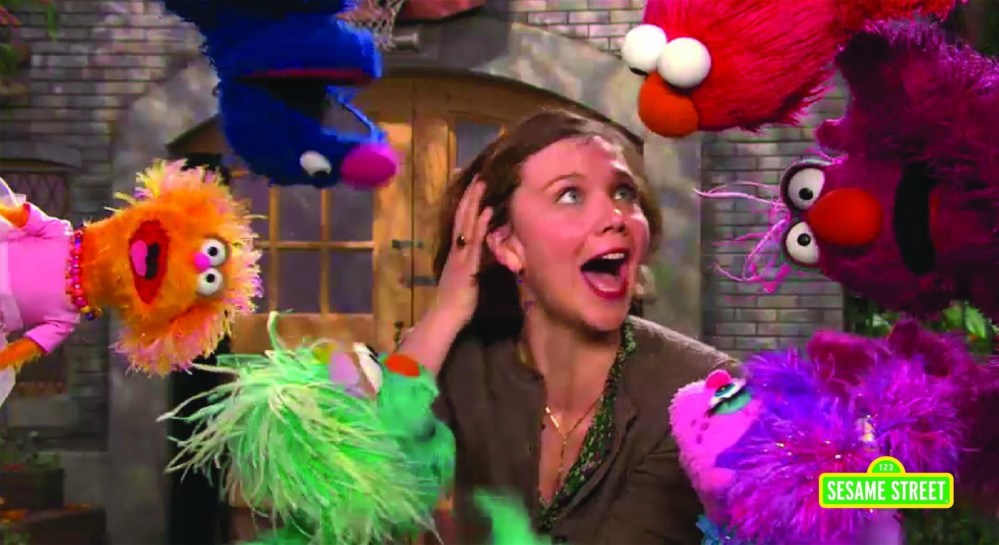 Maggie Gyllenhaal: Surprise | Sesame Street | PBS LearningMedia