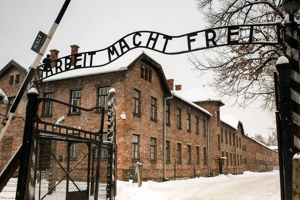 Arbeit macht frei sign at Auschwitz | World War II | Social Studies ...