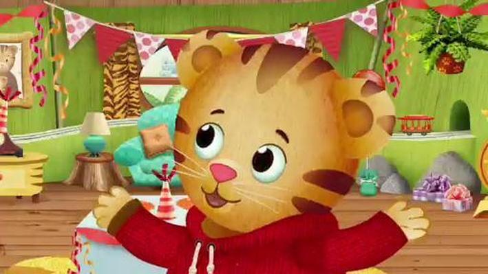 Daniel Decorates His Birthday Cake | Daniel Tiger's Neighborhood ...