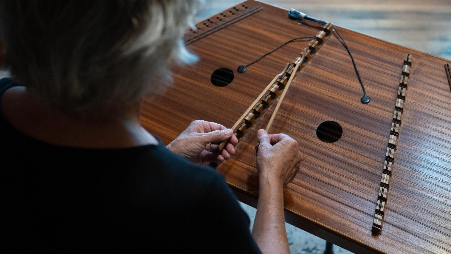 Appalachian and Ukrainian Music | Inside Appalachia Folkways | PBS LearningMedia