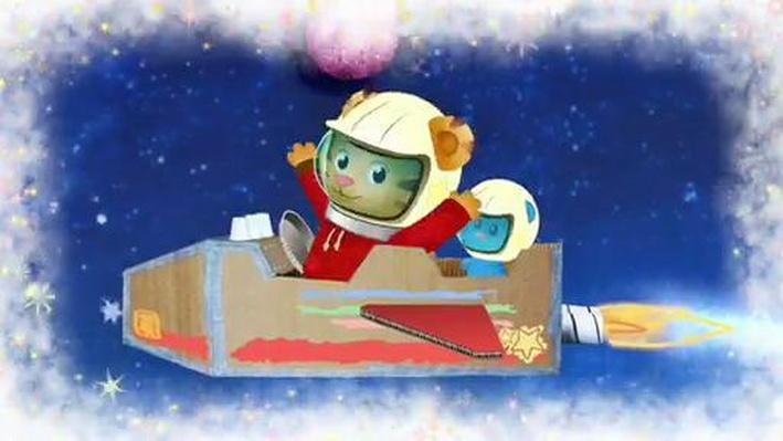 Imagination Moment: Outer Space | Daniel Tiger's Neighborhood