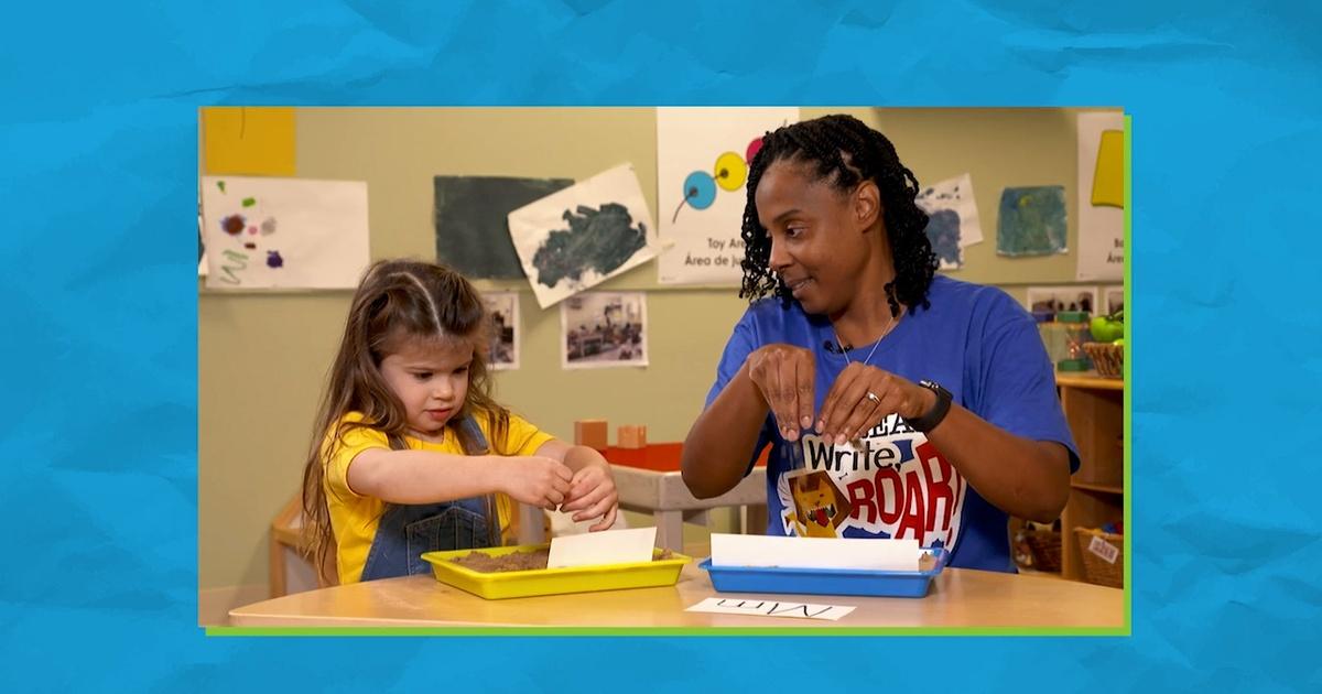 Read, Write, ROAR! Using Names to Help Build Writing Skills Spanish